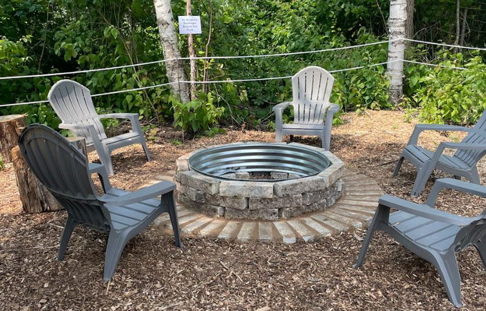 Bière de Mac Brew Works (Neath the Birches) - Web Listing (newer photo)